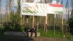 На севере Таджикистана жители села своими силами строят больницу: сейчас в селе нет даже амбулатории.