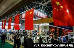 Международная выставка продуктов питания, напитков и сырья для их производства "Продэкспо-2023" в Москве, Россия, 6 февраля 2023 года. Фото EPA-EFE