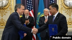 Казахстан и США подписали соглашение о железнодорожных локомотивах. Нью-Йорк, 22 сентября 2025 года