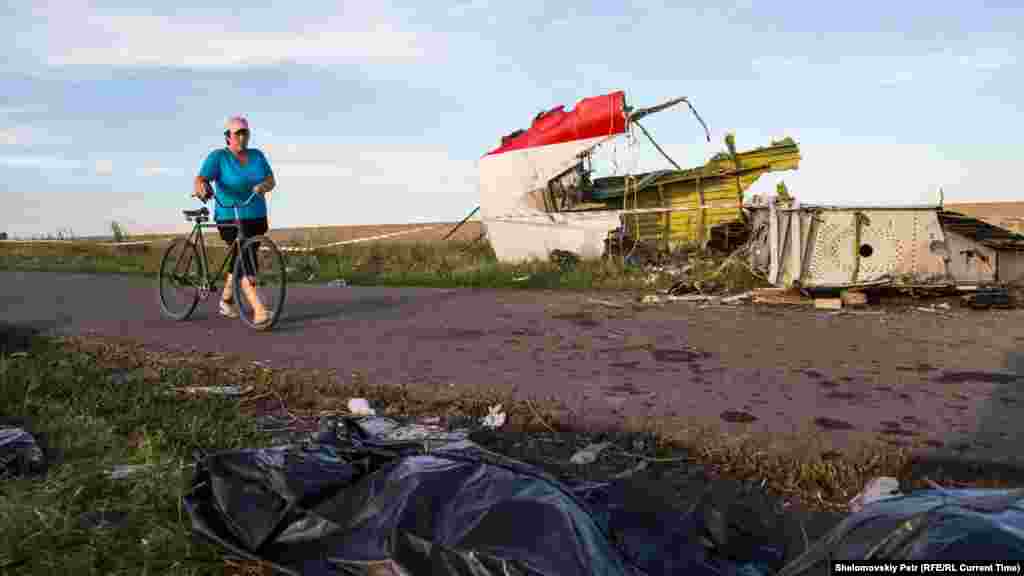 Самолет упал в районе&nbsp;вооружённого противостояния на востоке Украины&nbsp;между бойцами непризнанных "ЛНР" и "ДНР" и военными силами Украины