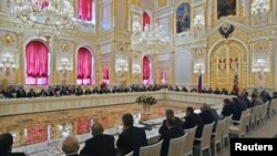 Заседание Госсовета в Кремле в 2004 году. Фото: Reuters