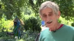 Превратил двор пятиэтажки в "самый красивый дворик города": история Владимира Старикова