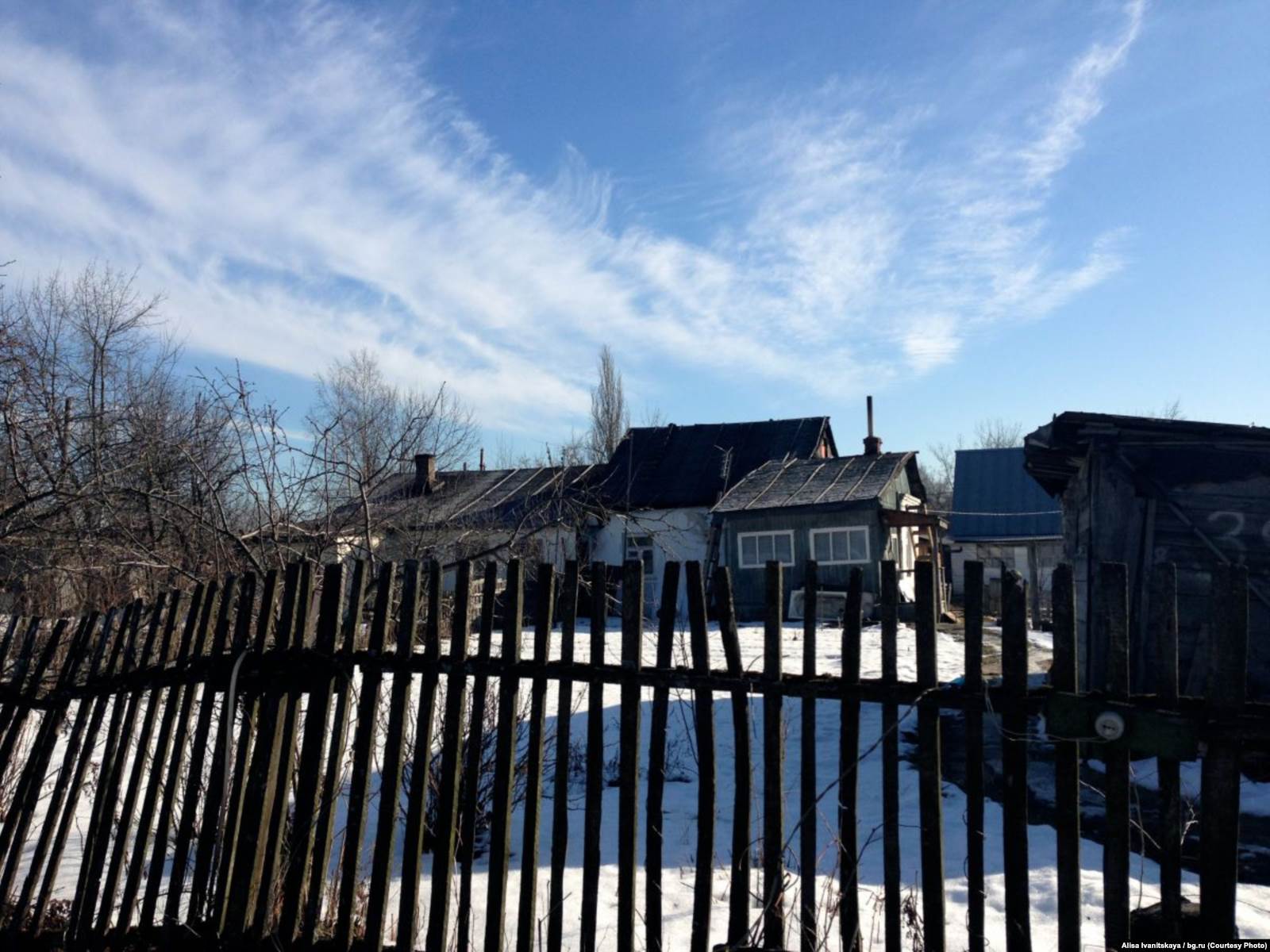 Дом в деревне в черте московского района Южное Бутово, март 2014 года