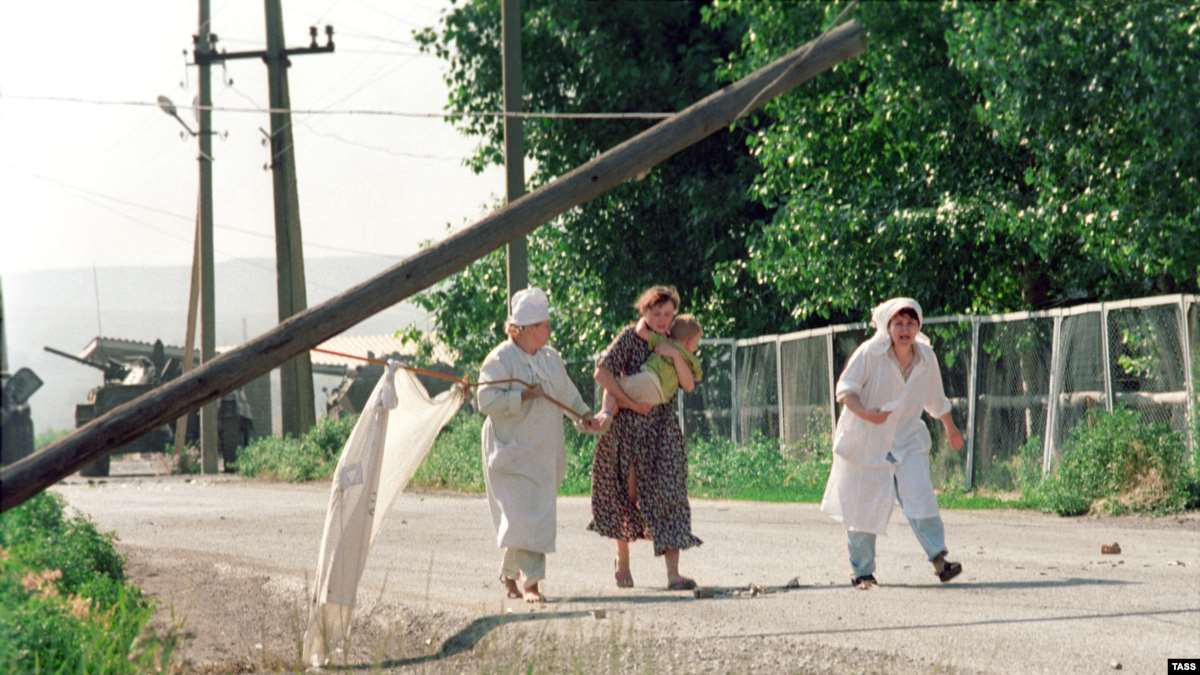 Как захватывали Буденновск 25 лет назад. Фотографии