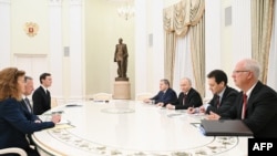 Владимир Путин во время встречи со Стивом Уиткоффом и Джаредом Кушнером в Кремле